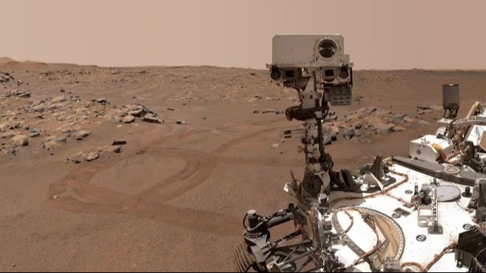 nasa's mars rover finds more evidence of ancient lake, may hold traces of life