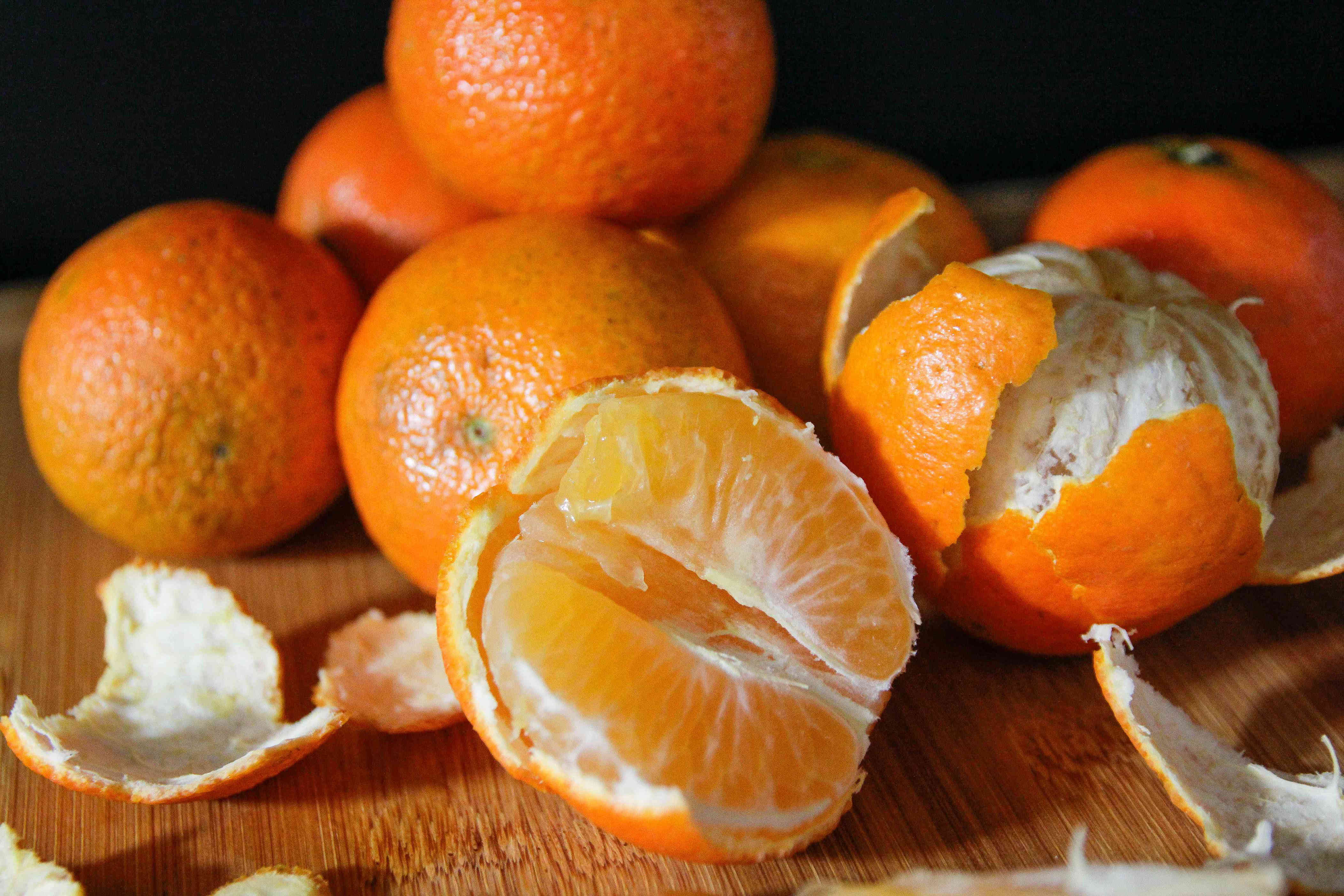 What's The Difference Between Mandarins, Clementines, And Tangerines?