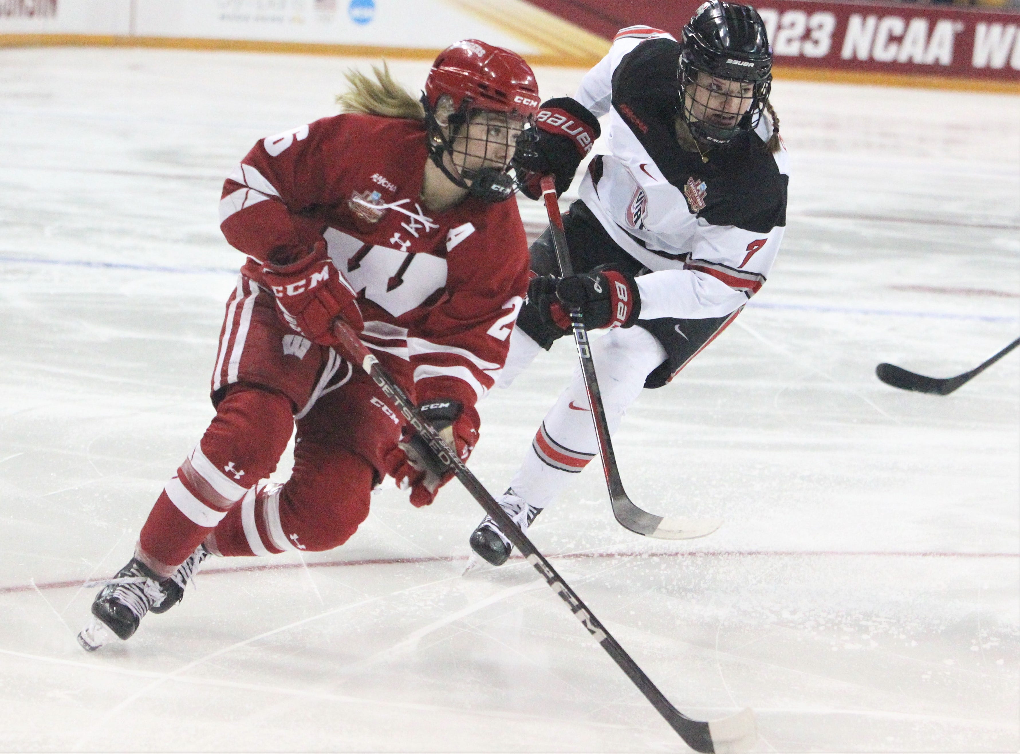 Wisconsin's Kirsten Simms Named WCHA Player Of The Year, Joins Caroline ...