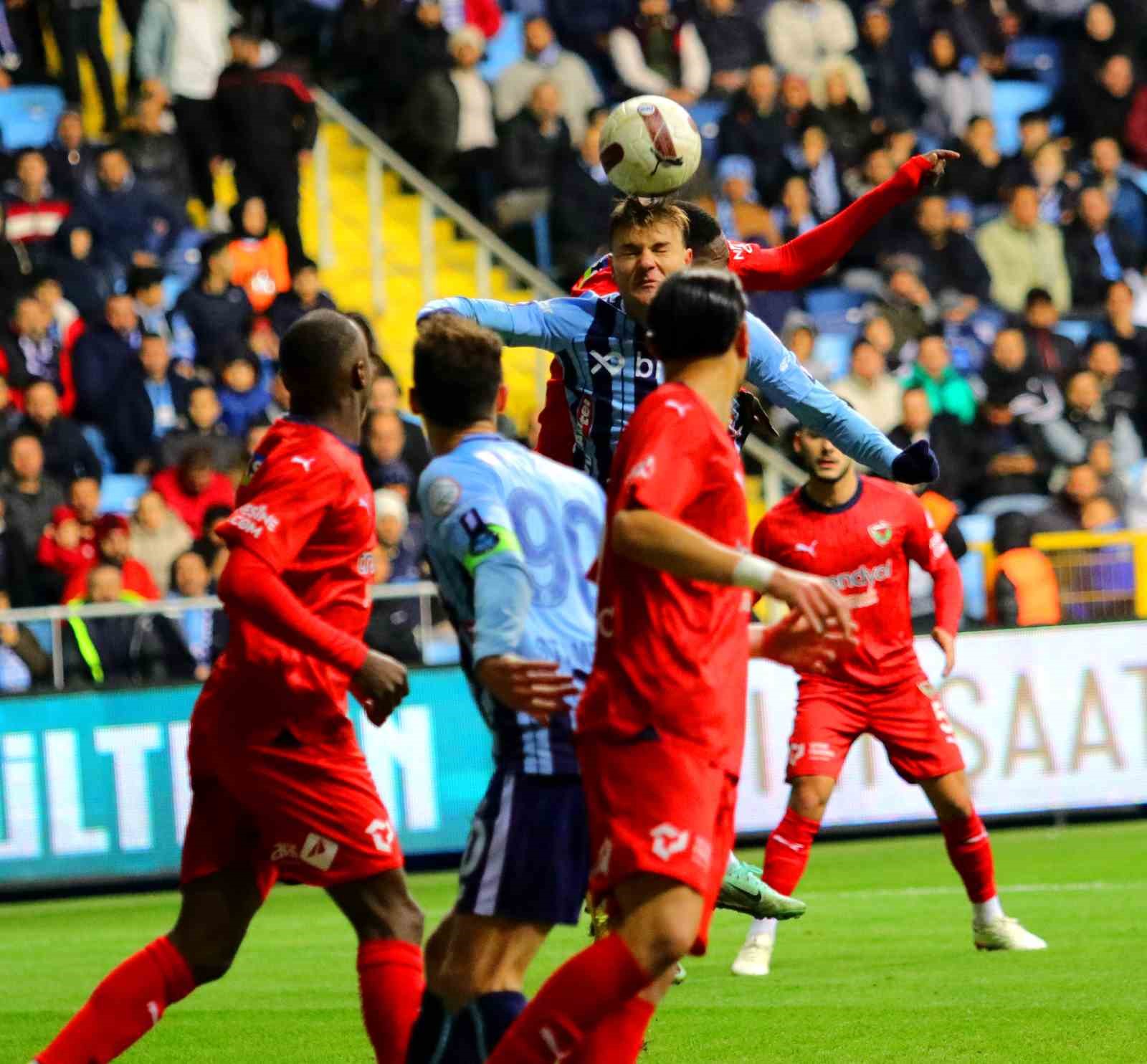 Trendyol Süper Lig: Y. Adana Demirspor: 0 - A. Hatayspor: 1 (İlk Yarı)