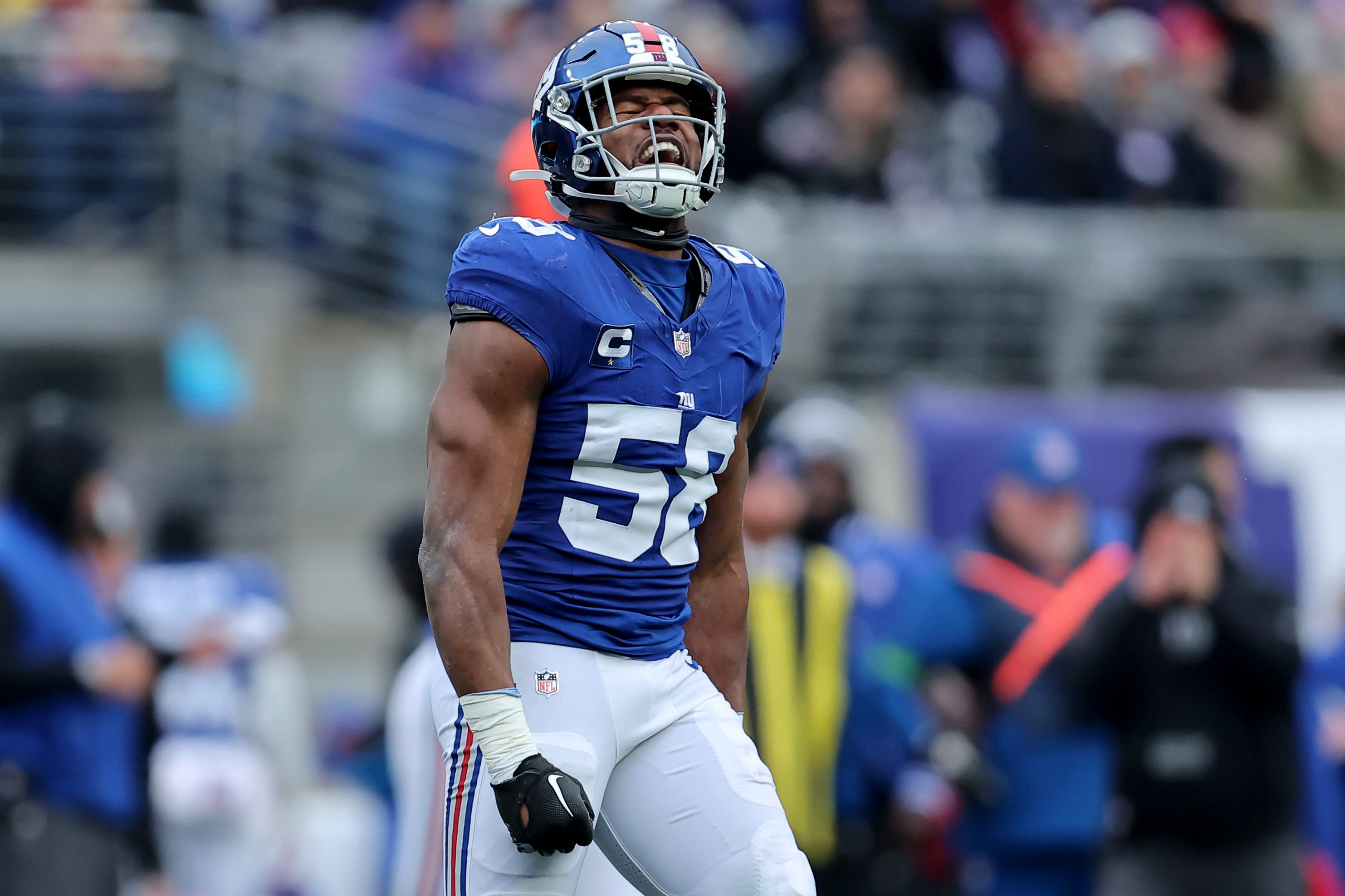 Kayvon Thibodeaux 'thanked God' The Giants Signed Bobby Okereke