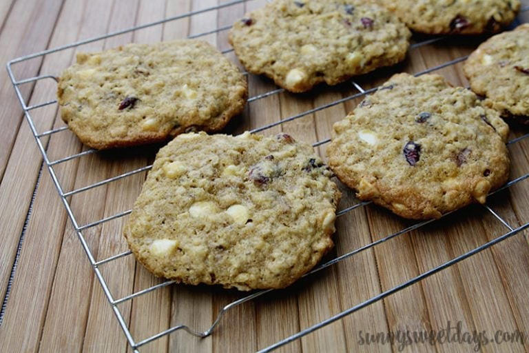 Cranberry Oatmeal Cookies