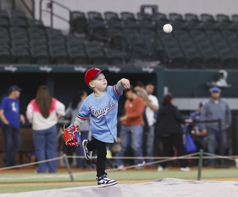 Rangers’ winter festival provides fans another chance to celebrate