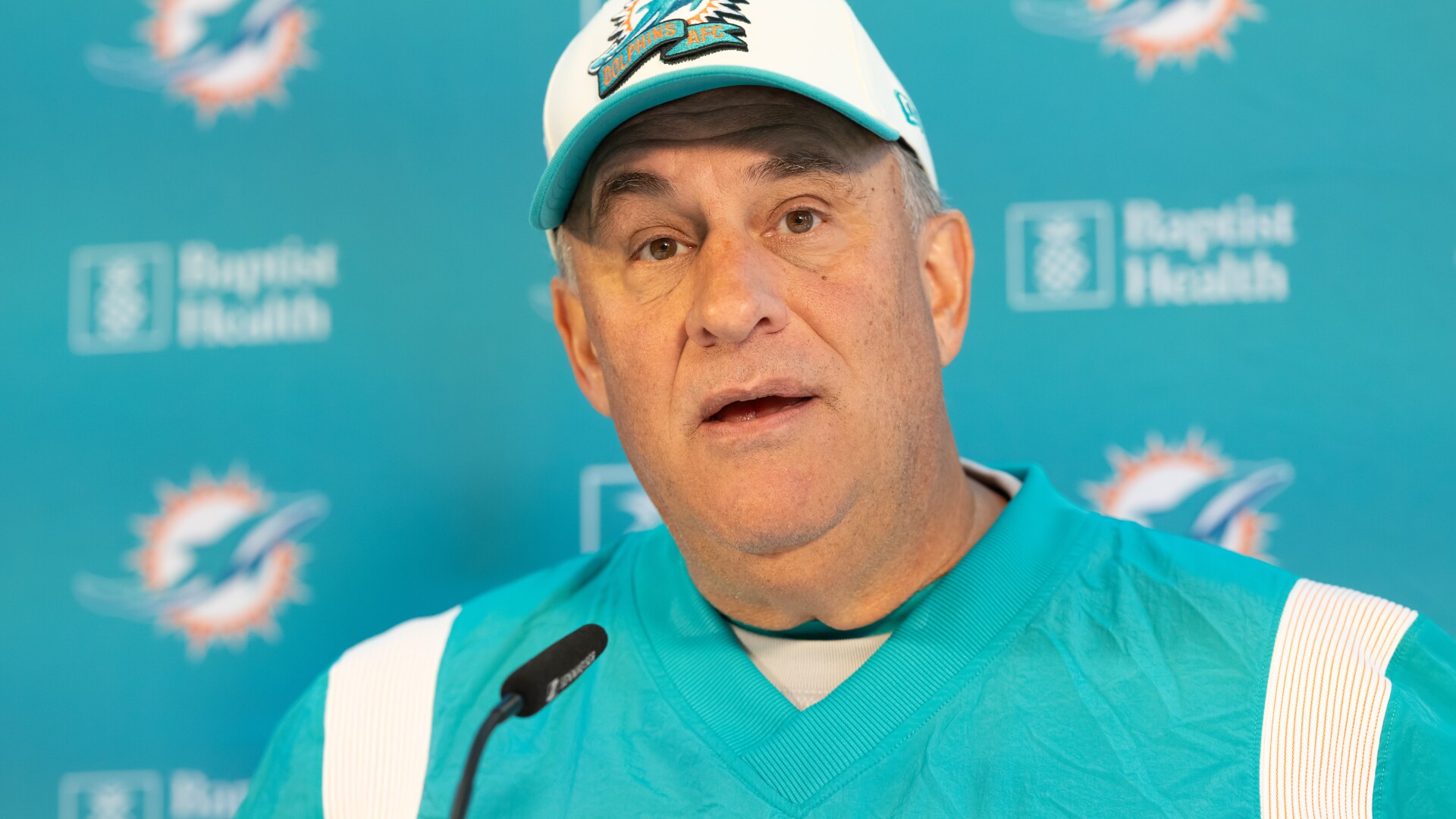 Eagles Hire Vic Fangio As Defensive Coordinator