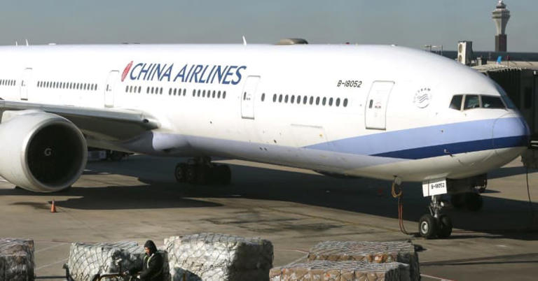 Pacific Jet Stream Propels China Airlines Passenger Plane to