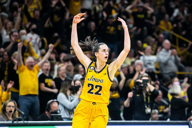 Social media reacts as No. 5 Iowa women's basketball flexes muscles in ...