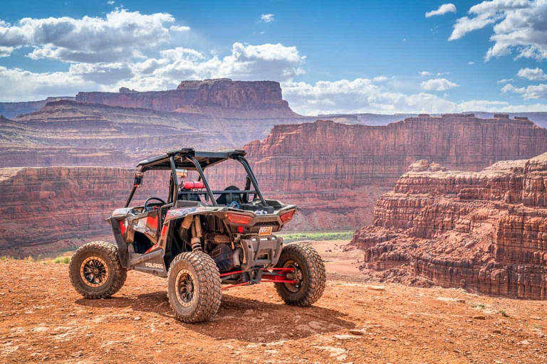 Looking for some heart-pounding ATV tours in Moab? Moab, Utah, is an off-road paradise filled with exhilarating ATV trails...