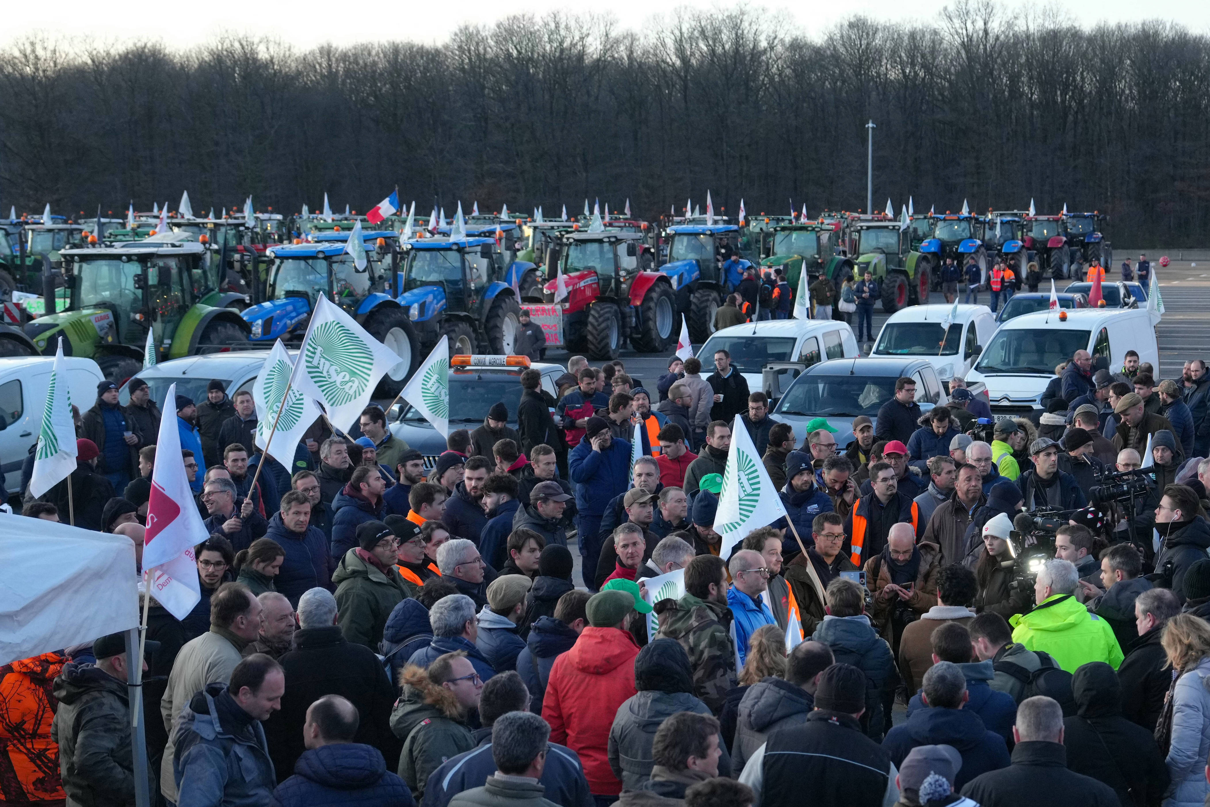 Blocages Des Agriculteurs : Sur Les Routes, La Décrue Des Actions Avant ...