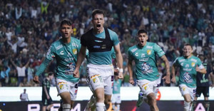 México: Federico Viñas convirtió dos goles y Franco Fagúndez fue expulsado en León-Santos - Proporcionado por Fútbol UY