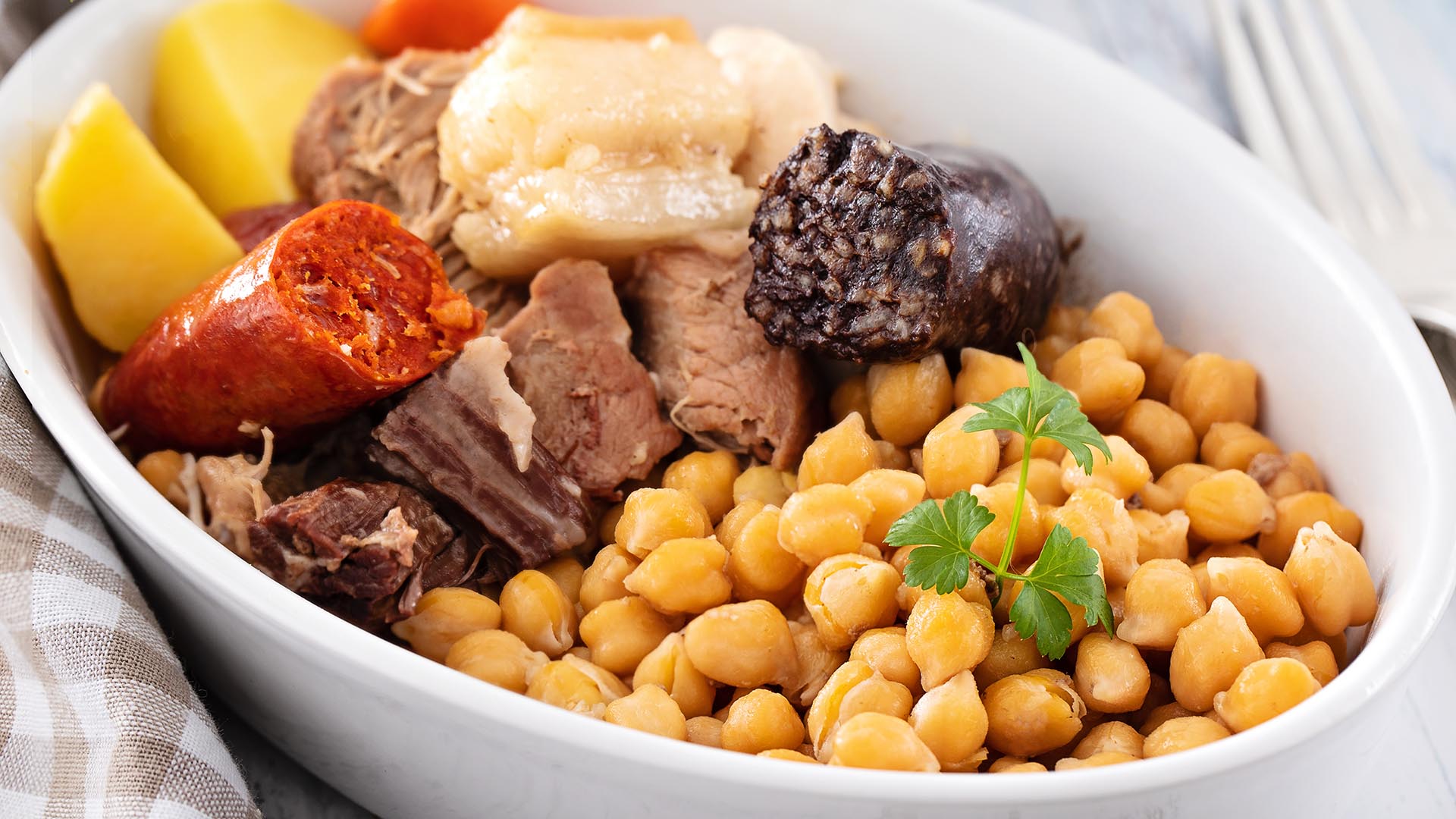 20 typical Spanish dishes you must try!