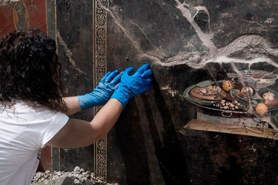 una panadería, el nuevo tesoro enterrado de pompeya