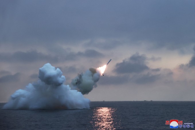 [김종원의 국방인사이드] 북한에 30년 뒤진 잠수함 전력, 핵잠까지 뒤지면 안 된다