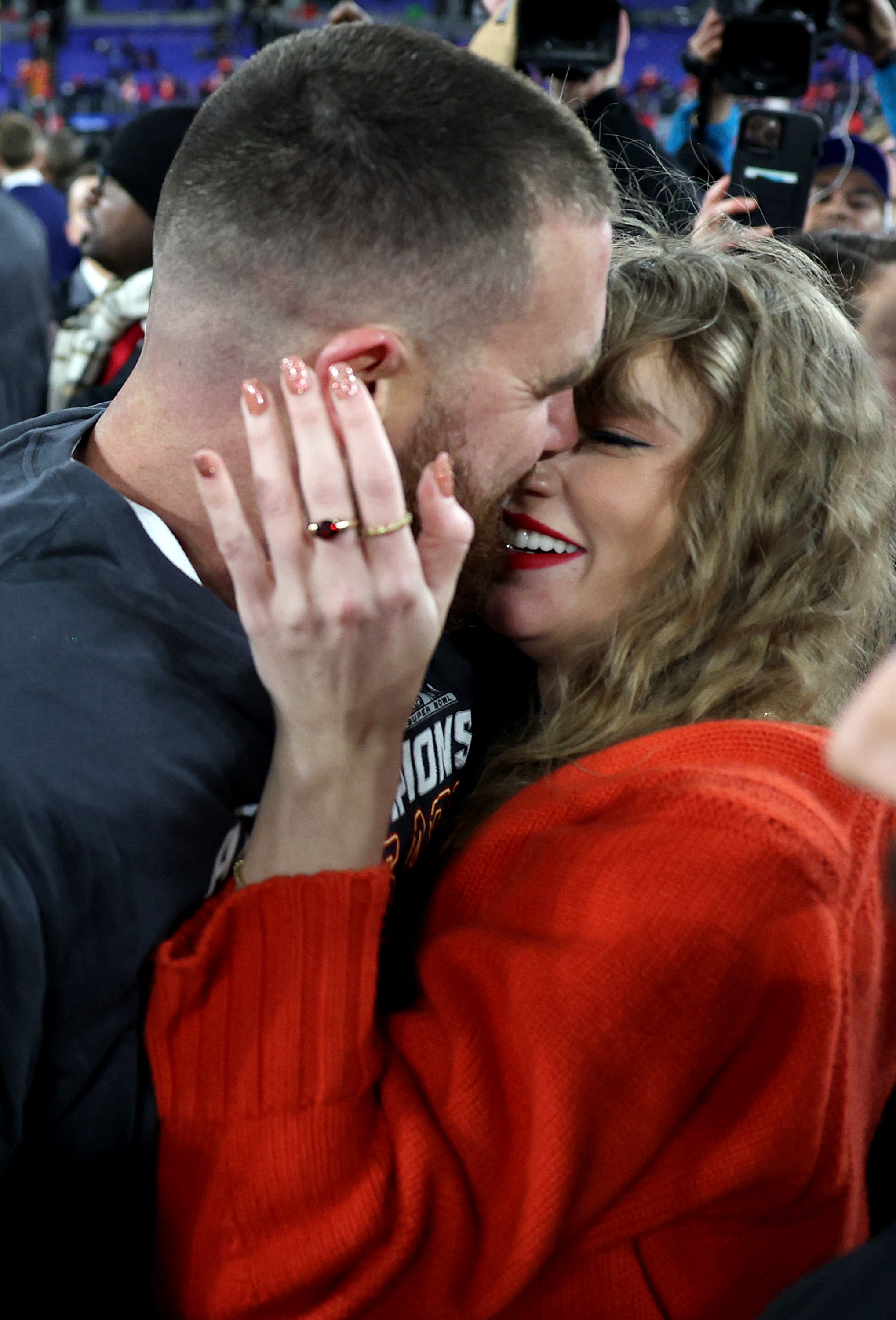 How Long Has Taylor Swift Been Dating Travis Kelce? The Timeline Of The ...