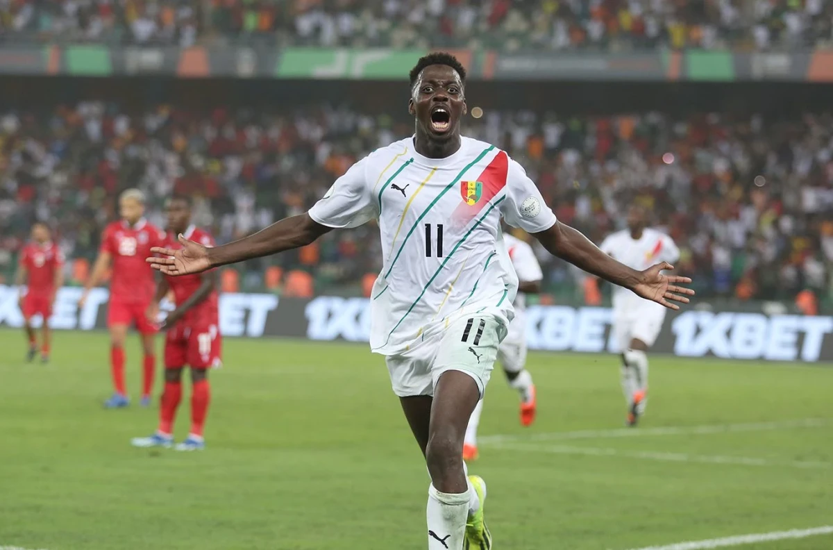 guinea make it to afcon quarter-finals with last-gasp winner