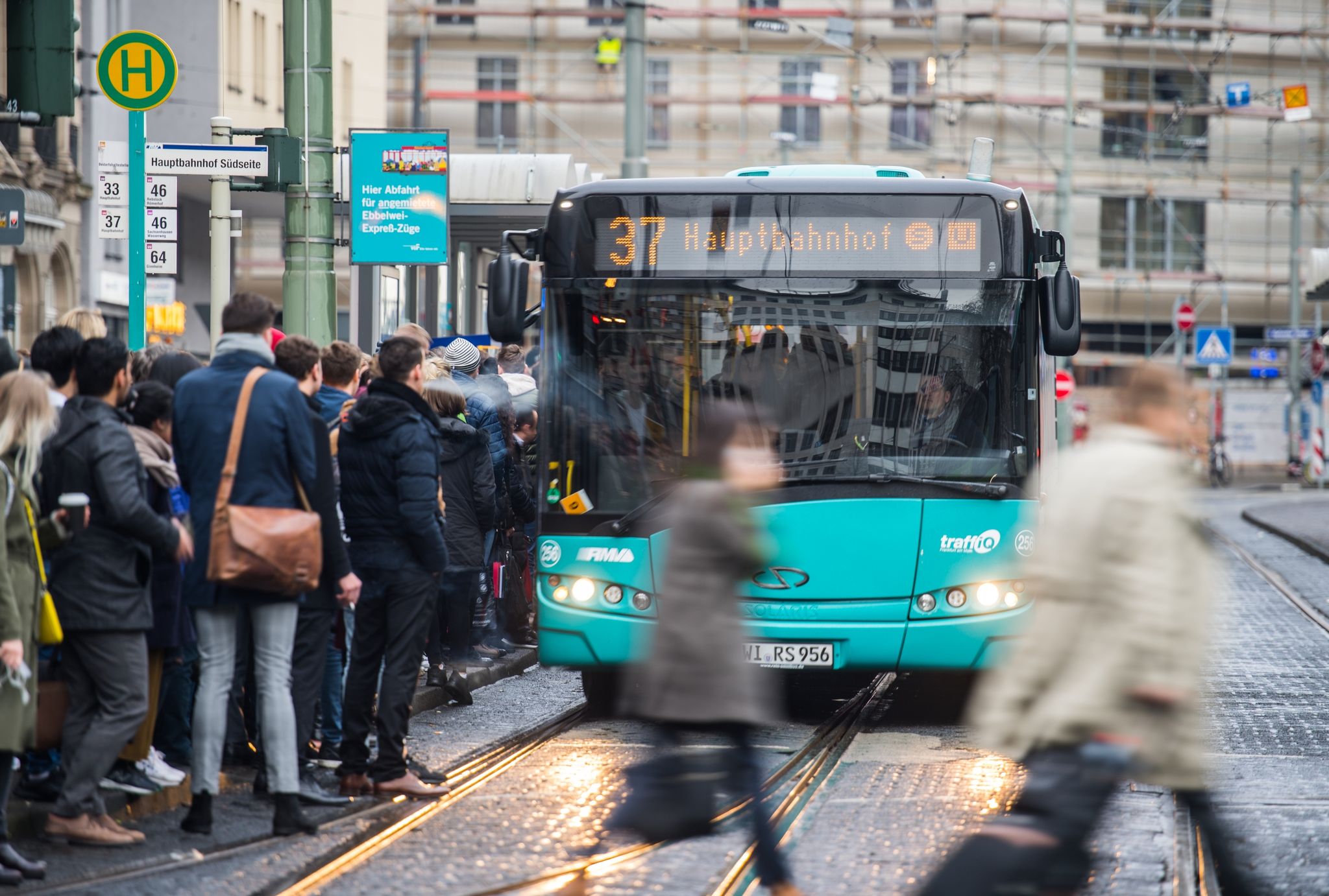 Verdi Ruft Zu ÖPNV-Warnstreiks In Fast Allen Ländern Auf