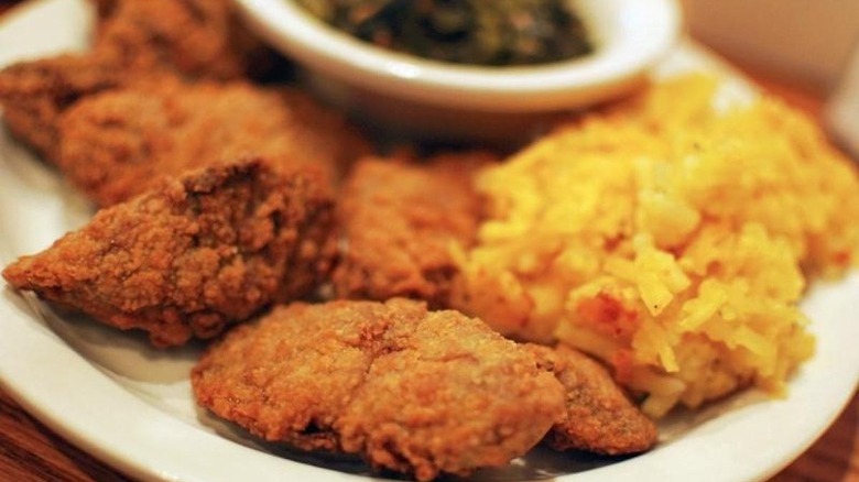 11 Discontinued Cracker Barrel Menu Items We're Probably Not Getting Back