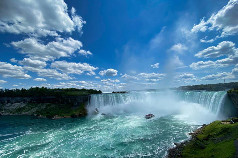 Top Things to Do in Niagara Falls, Canada: Unraveling the Magic Beyond the Mist!