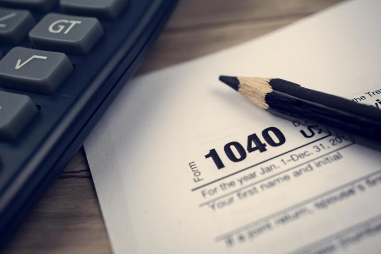 Tax season 2024 Filing begins on Jan. 29, what to know about filing