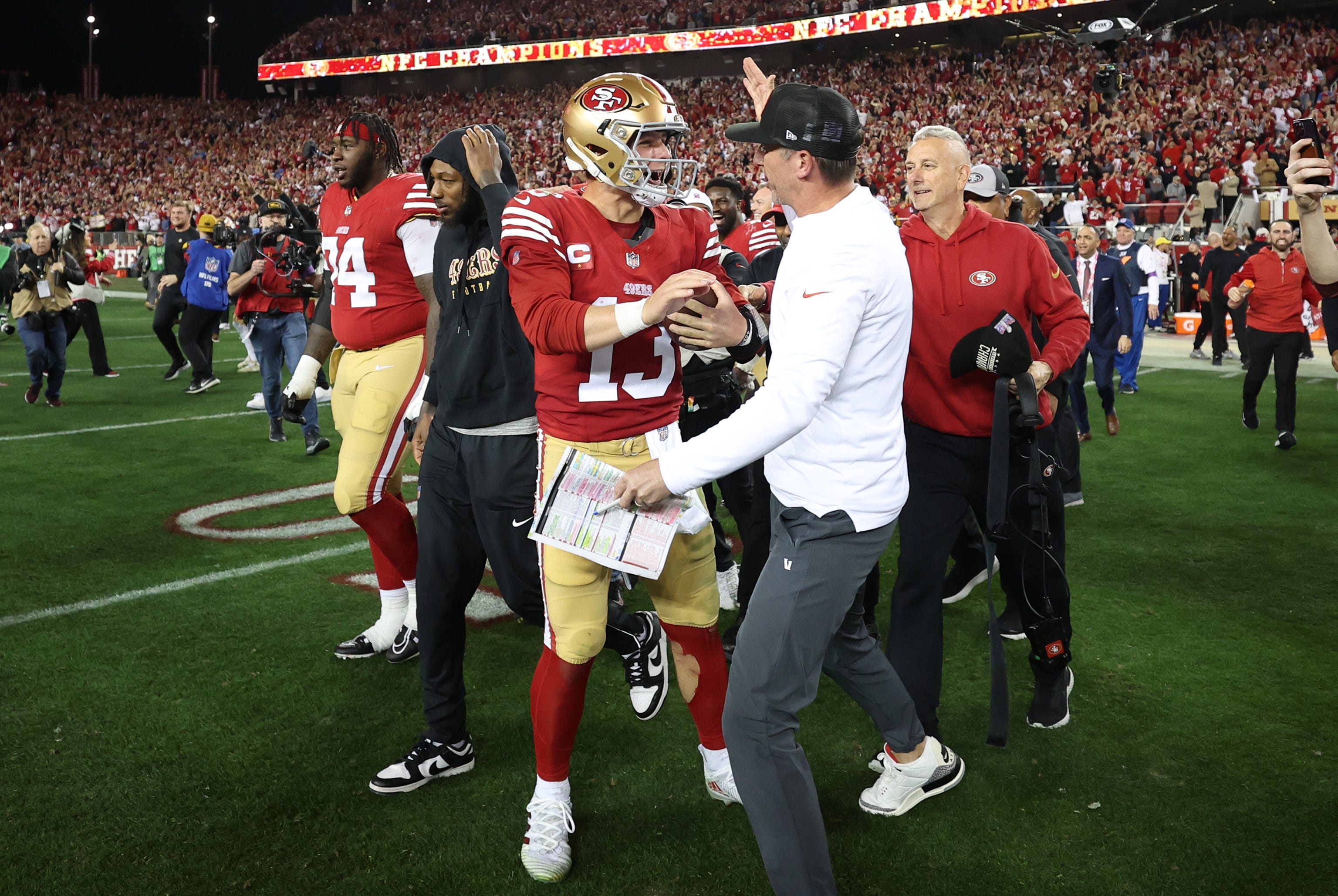 49ers Coach Kyle Shanahan Ready To Make Super Bowl History Alongside ...