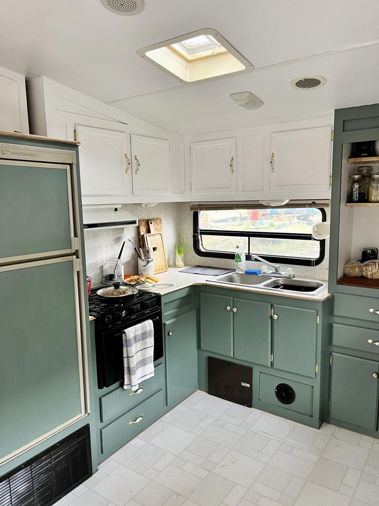 Painting your RV kitchen two-toned can be a fun and creative way to give your RV a fresh look. Here’s a step-by-step guide to help you with the DIY two…