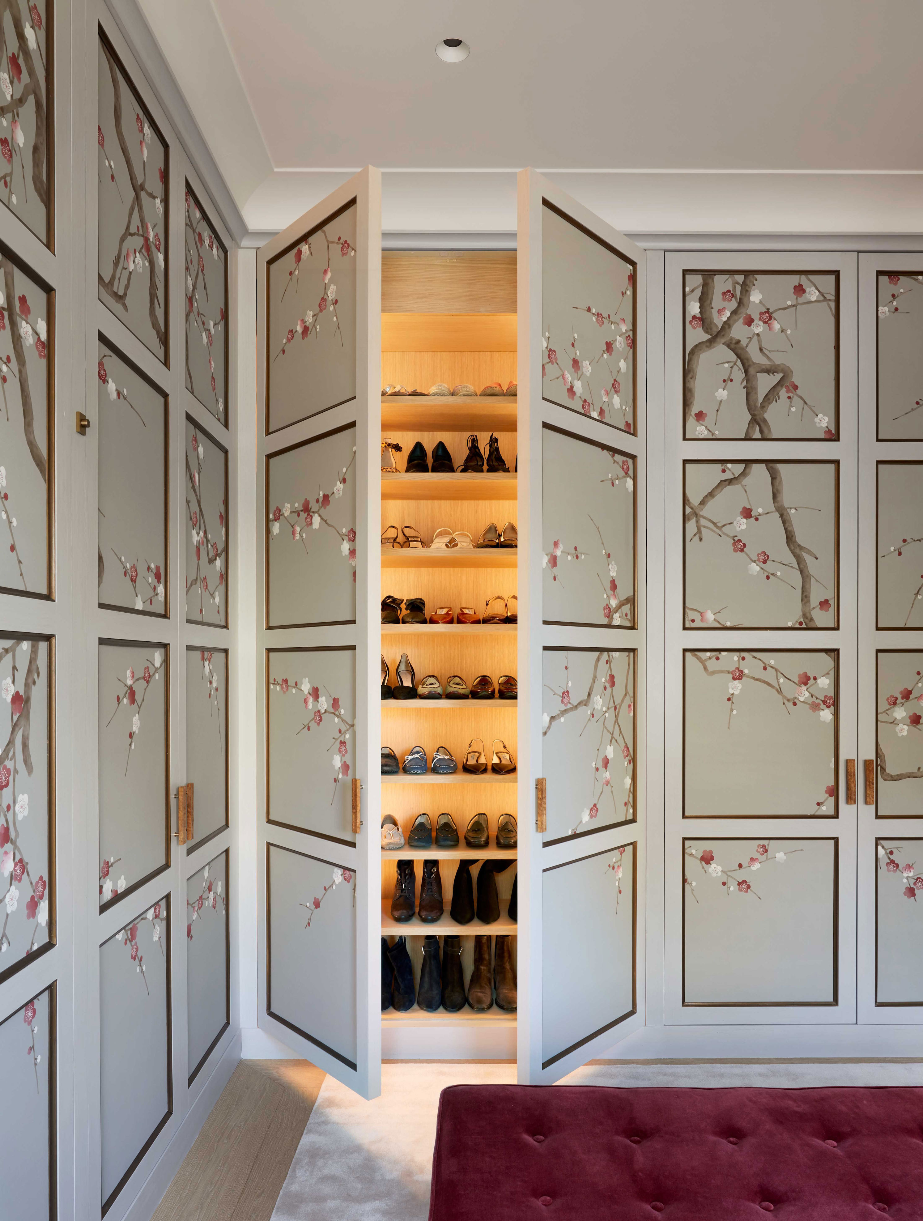 15 Game-changing Closet Door Ideas To Transform Your Bedroom