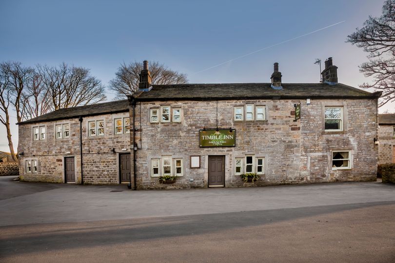 'Romantic' Yorkshire Village Pub 'best In The UK' For A Winter Weekend