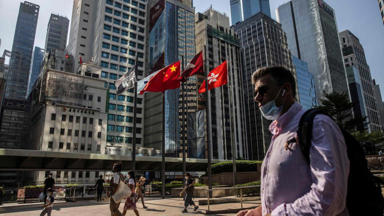也有專家不認同香港將成為「國際金融中心遺址」之說，認為香港在技術層面仍有事可為，以遏止資金外流。
