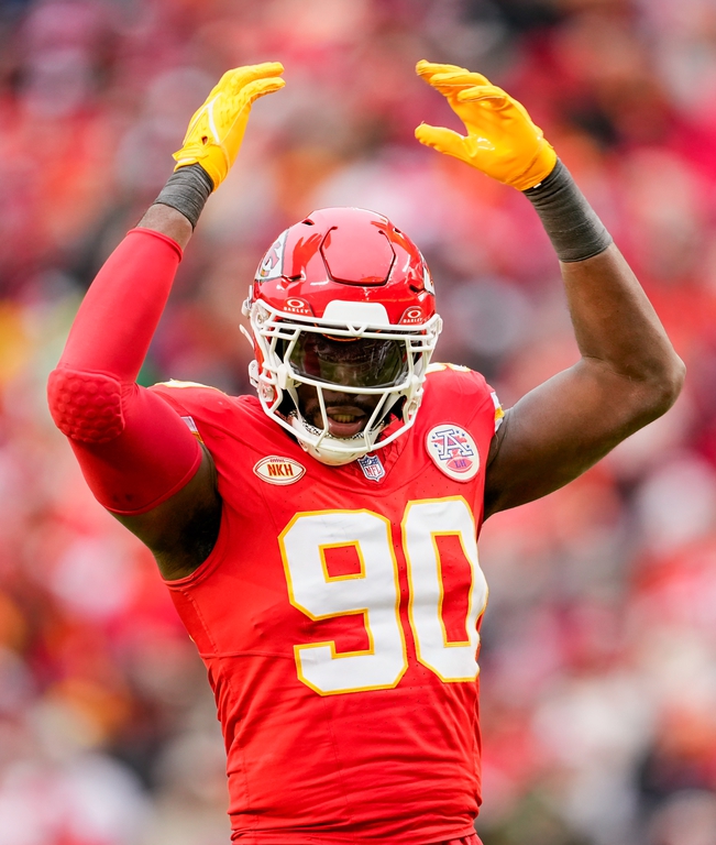 Chiefs' Omenihu Tears ACL, Will Miss Super Bowl