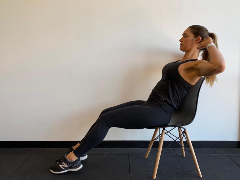 Time For A Break? 5 Easy Ab Exercises You Can Do At Your Desk