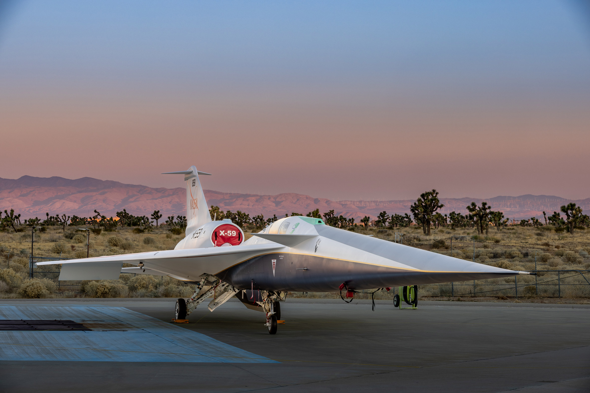 NASA And Lockheed Martin Unveil "quiet Supersonic" Jet