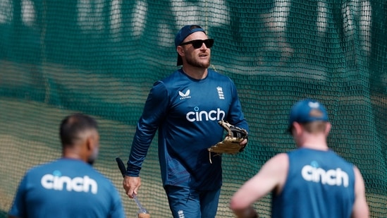 England Coach Brendon McCullum Reacts After Ravindra Jadeja And KL ...