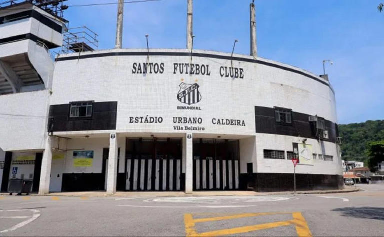 Foto: Reinaldo Campos/AGIF  Vila Belmiro, estdio do Santos