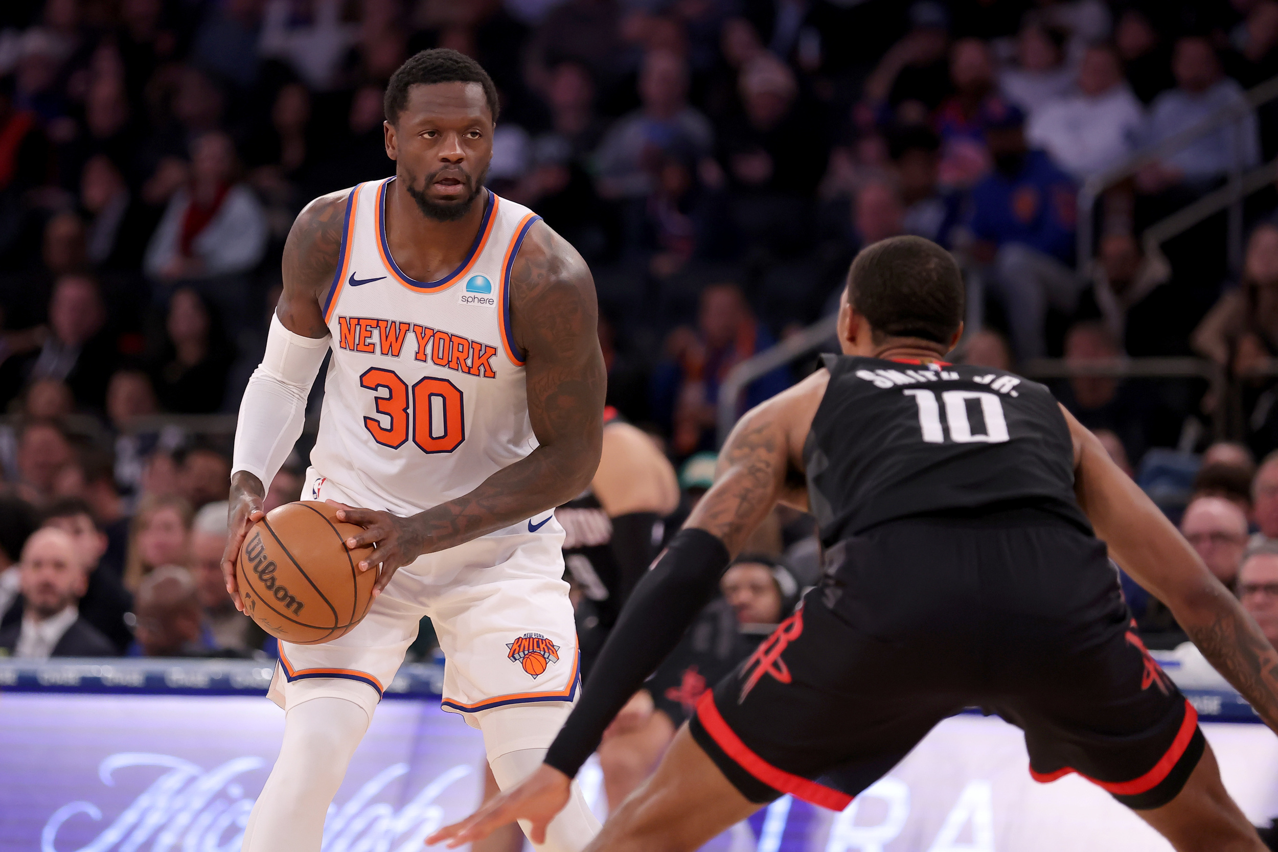 Do The Knicks Need To Make A Move With Julius Randle Sidelined?