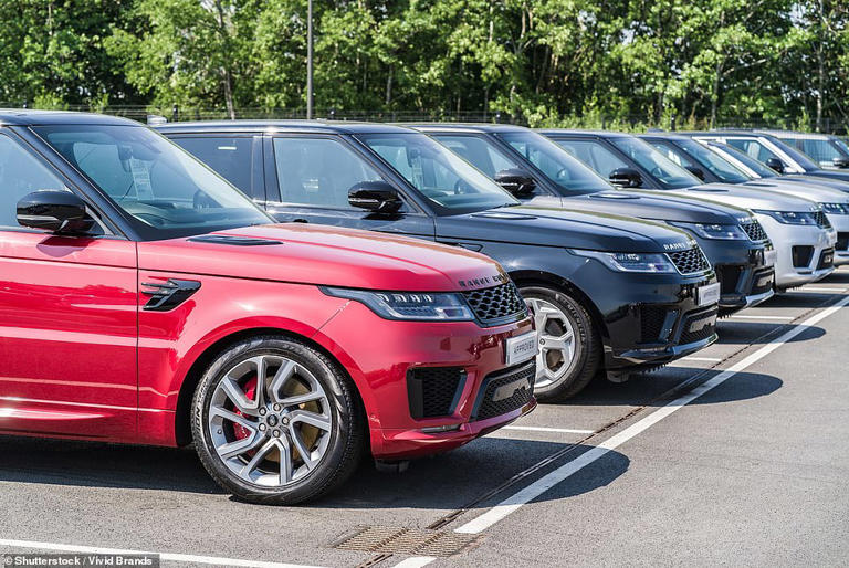 Jaguar Land Rover gives its customers five additional security recommendations to help them avoid falling victim of car crime