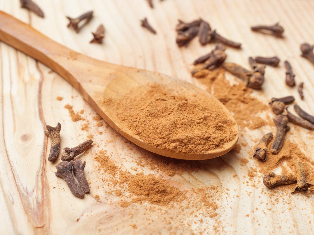 Sore Throat Remedies 16 Natural Gargles For Quick Relief