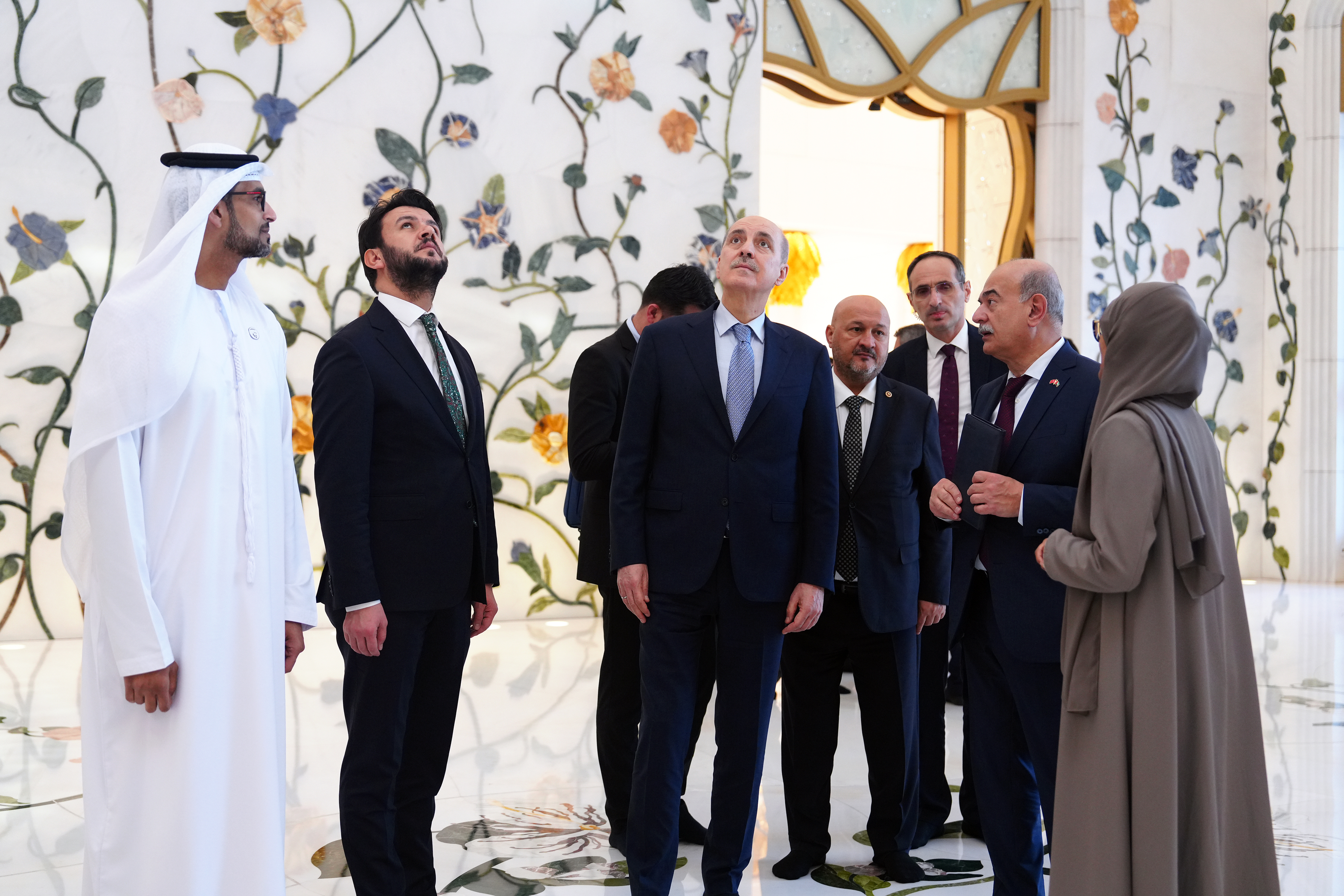 speaker of turkish grand national assembly visits sheikh zayed grand mosque