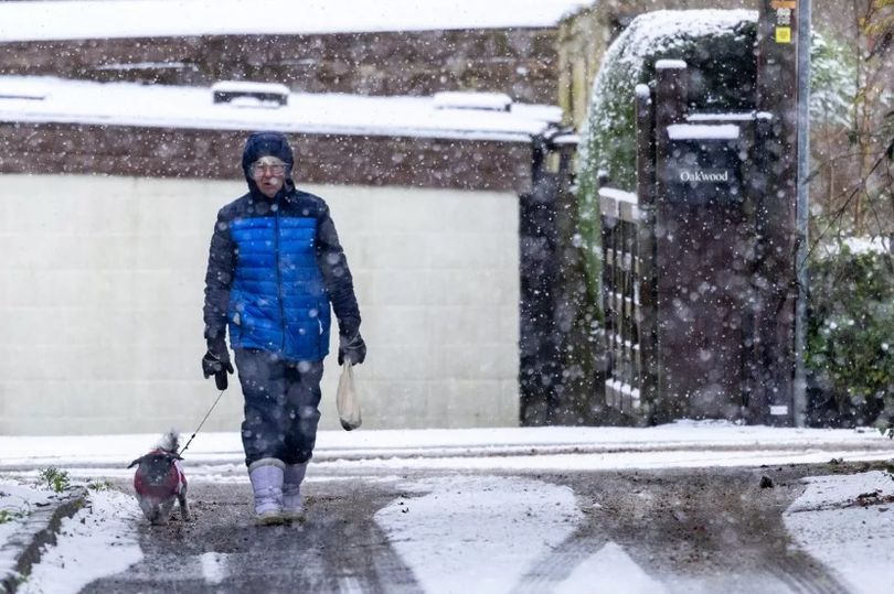 Met Office Speaks Out Over Horror Maps As Three Inches Of Snow Hit In ...