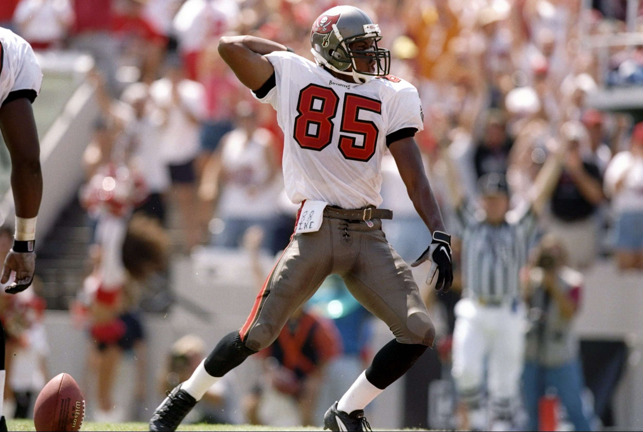 The best and worst uniform changes in NFL history