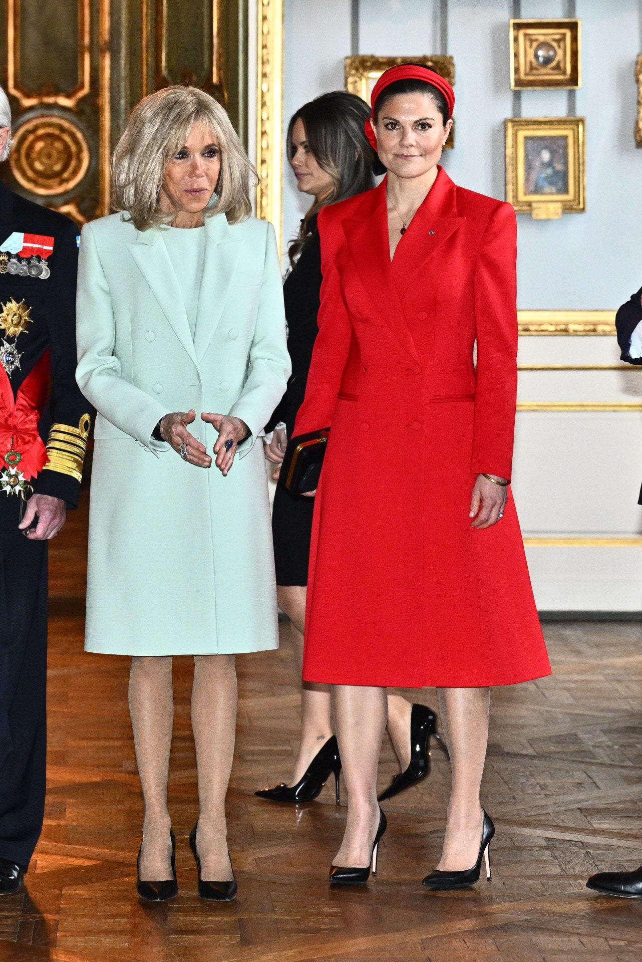 Cuando Victoria De Suecia Y Brigitte Macron Llevaron Los Mismos Zapatos   BB1hwYks.img