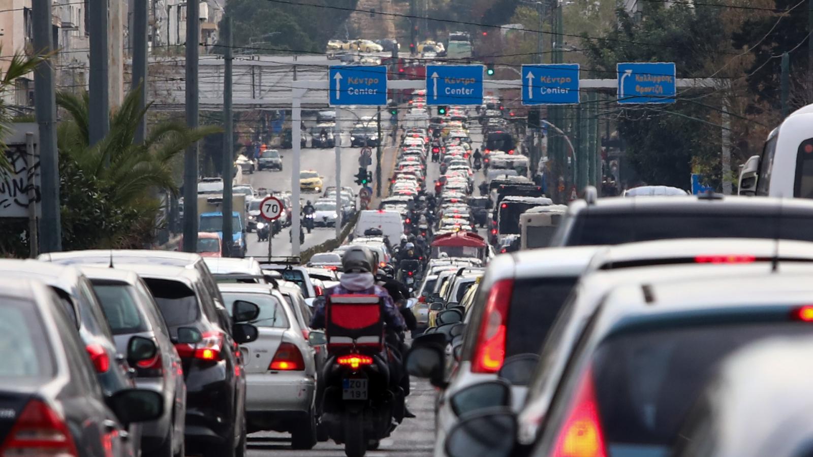 υποχρεωτική απόσυρση για τα αυτοκίνητα -τι θα συμβεί με 2,8 εκατομμύρια οχήματα στην ελλάδα