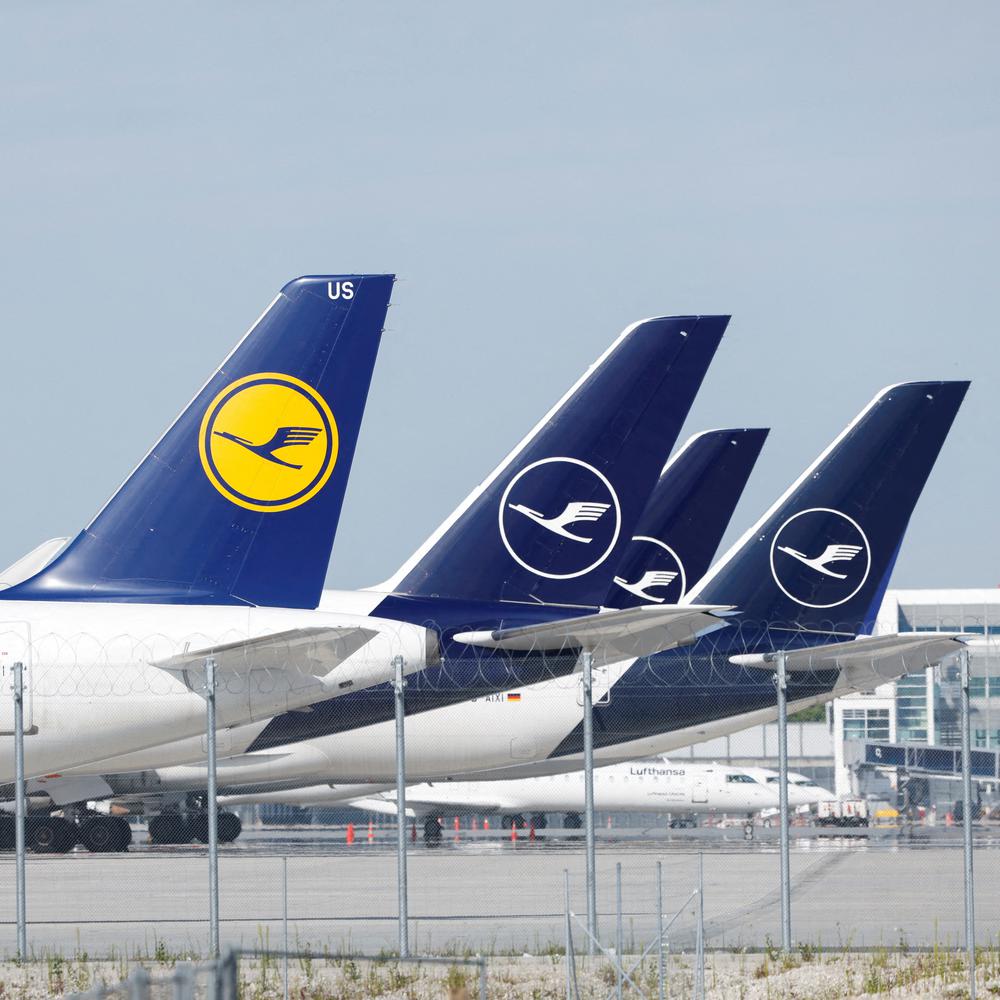 Neuer Streik Am Flughafen Droht: Lufthansa-Kabinenpersonal Bricht ...