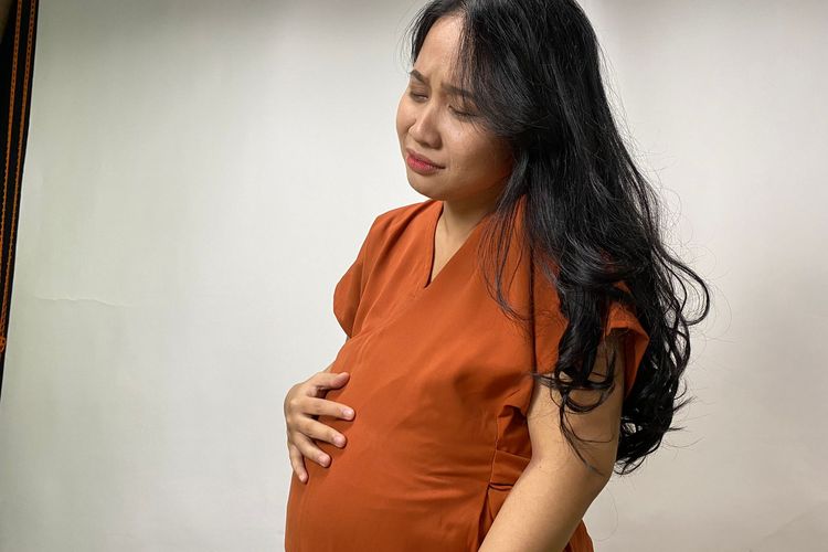 kenali apa penyebab sembelit saat hamil dan tips mencegahnya