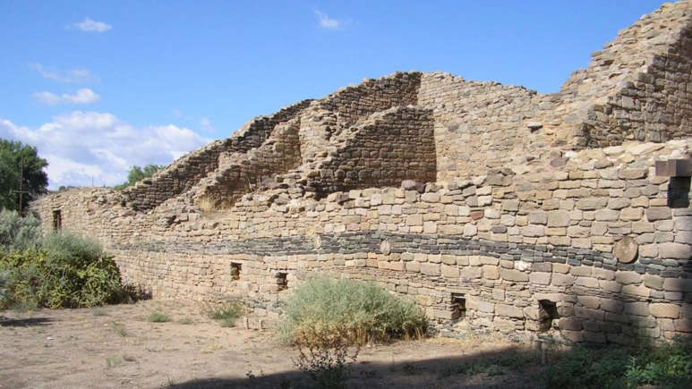Western Wall Ruins Demonstrate Jewish Temple Destruction
