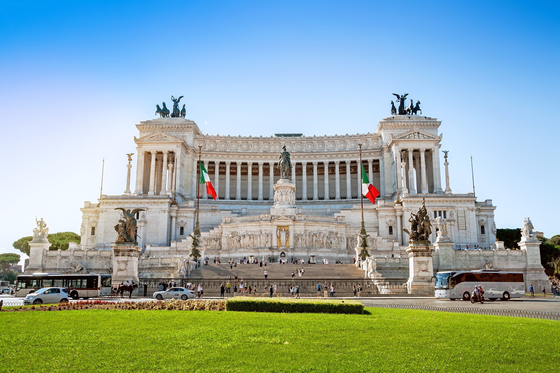 After leaving the Forum, head up the road and you will find the Altare della Patria (Altar of the Fatherland), a monument dedicated to Vittorio Emanuele II, the first king of unified Italy.<p>You may also like:<a href="https://www.starsinsider.com/n/174111?utm_source=msn.com&utm_medium=display&utm_campaign=referral_description&utm_content=208346v2en-sg"> This is why some people have blue or green eyes</a></p>