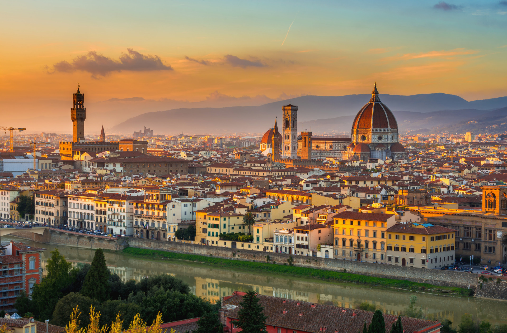 More and more tourists are choosing to visit Florence. Even if it's just for a day, it's worth visiting this city as it is comparable to an open air museum, and is perfect to discover on foot.<p><a href="https://www.msn.com/en-sg/community/channel/vid-7xx8mnucu55yw63we9va2gwr7uihbxwc68fxqp25x6tg4ftibpra?cvid=94631541bc0f4f89bfd59158d696ad7e">Follow us and access great exclusive content every day</a></p>