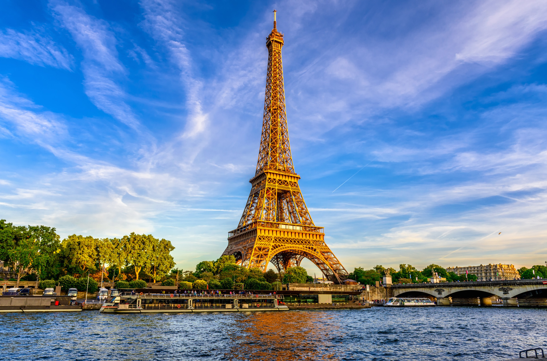 Paris being one of the world's most charming cities won't be news to anyone. Walking along the River Seine up to the Eiffel Tower is a must.<p><a href="https://www.msn.com/en-sg/community/channel/vid-7xx8mnucu55yw63we9va2gwr7uihbxwc68fxqp25x6tg4ftibpra?cvid=94631541bc0f4f89bfd59158d696ad7e">Follow us and access great exclusive content every day</a></p>