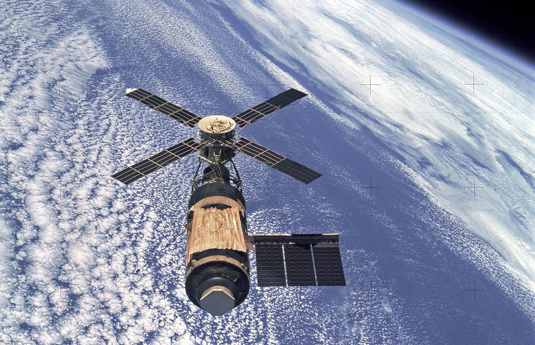 <p>America's first space station was in orbit from 1973 to 1979, when the out-of-control 77-ton spacecraft came hurtling back to Earth. A huge media event at the time, the demise of Skylab had the world on tenterhooks.</p>  <p>Thankfully, it disintegrated over Western Australia with no casualties.</p>