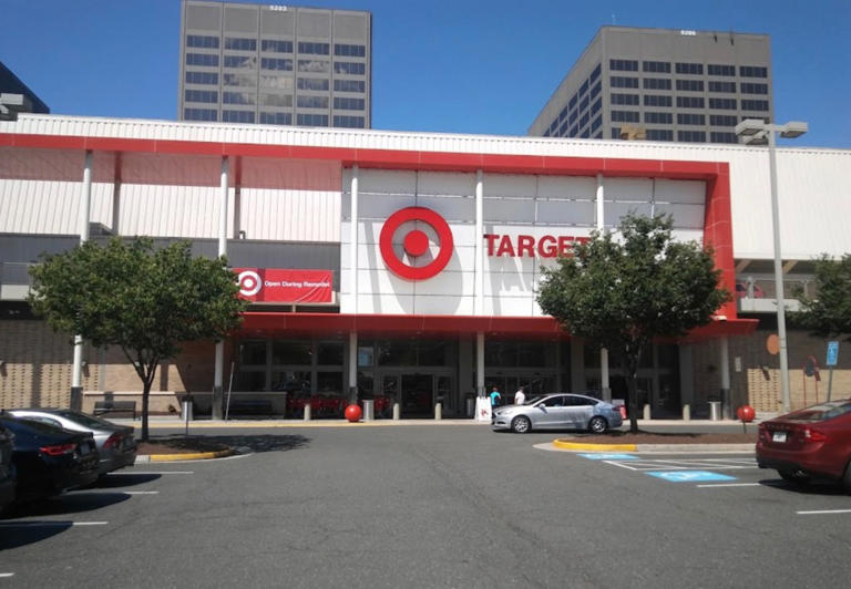 Target employee sentenced to 100 years for slaughtering co-worker over stolen lunch
