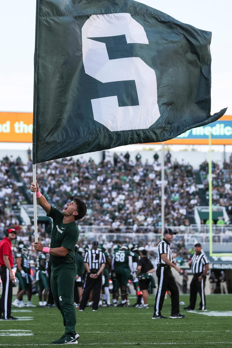 Michigan State football's 2024 recruiting class now at 20 players after