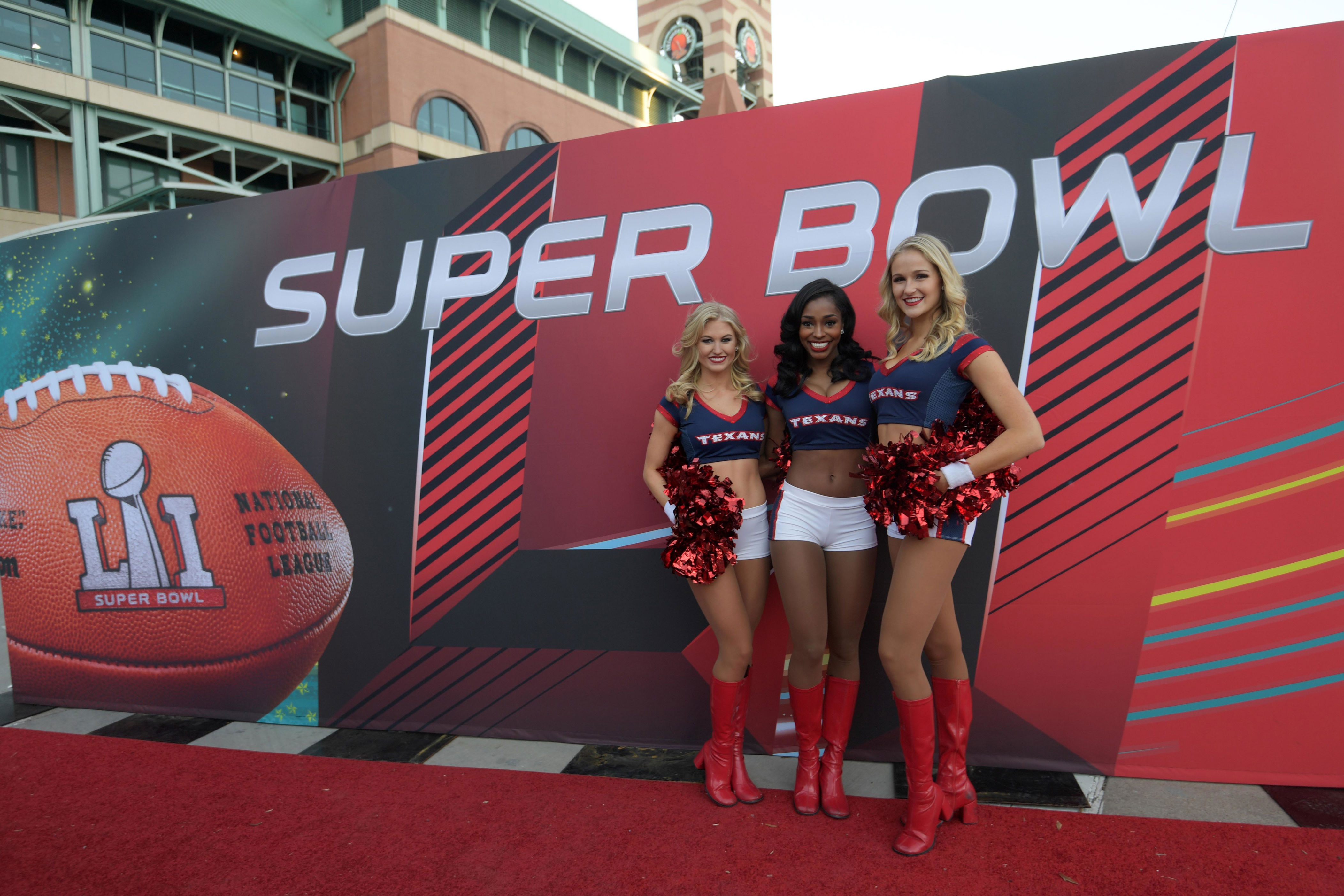 The Best Of Super Bowl Cheerleaders Through The Years In Images